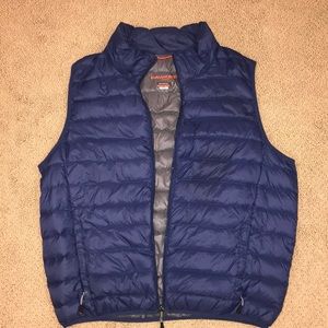 Men’s Hawke & Co. Performance Sport Vest.